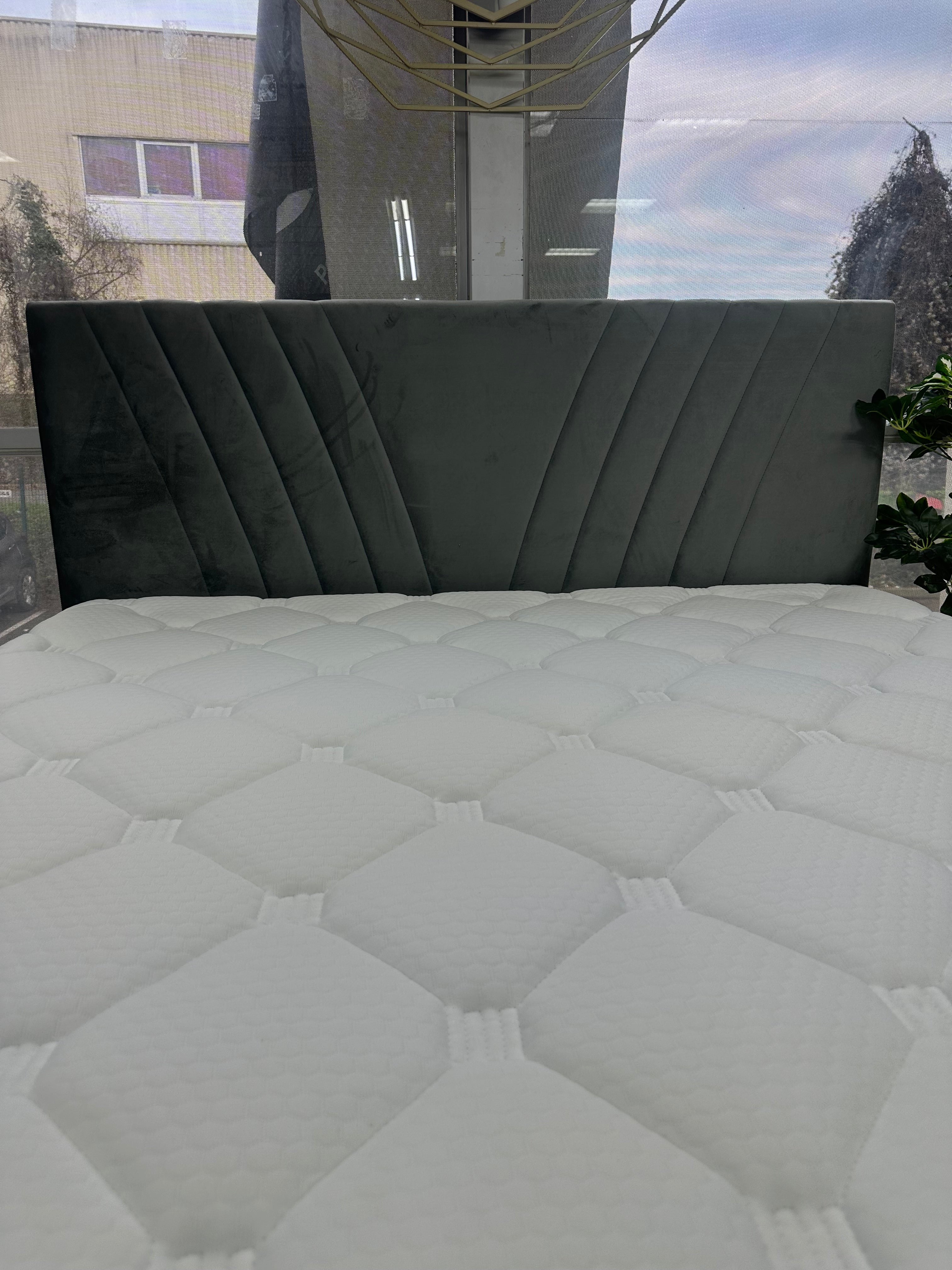 Pack Lit Coffre PALMI Gris + Matelas 32cm d’épaisseur