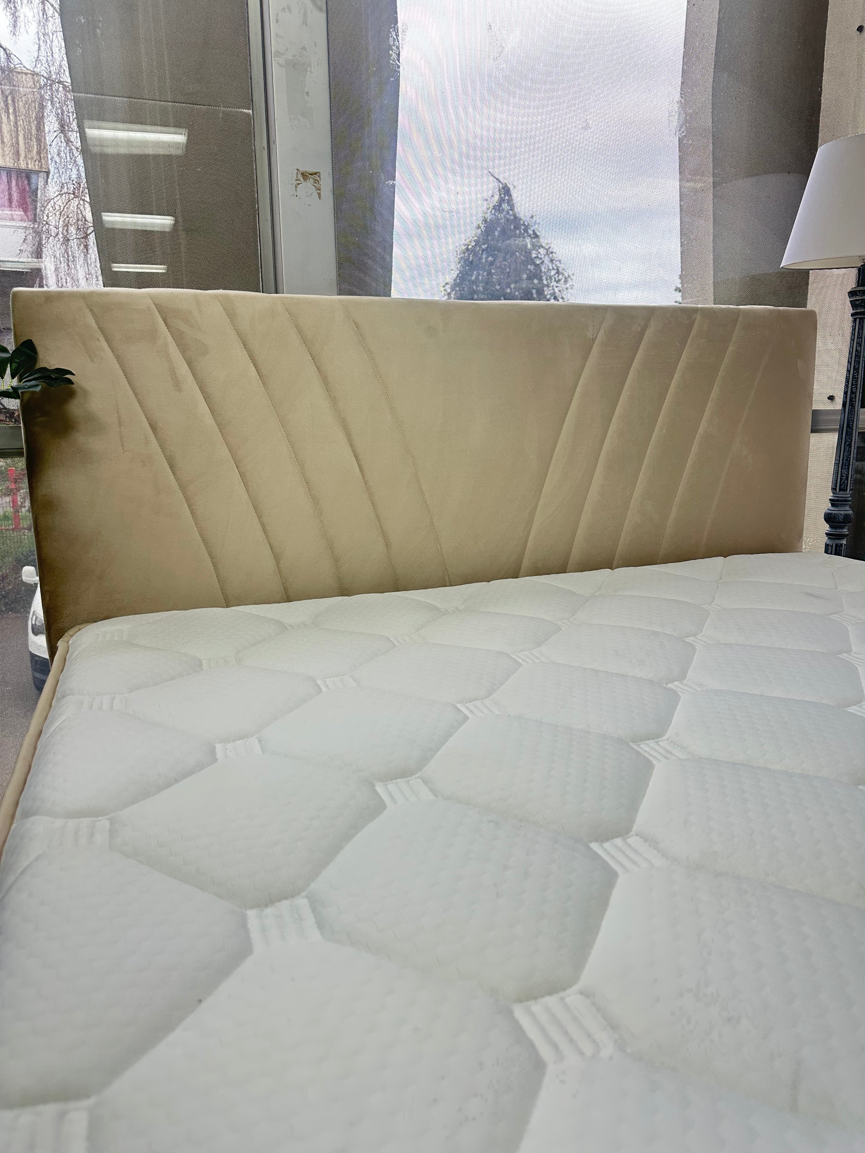 Pack Lit Coffre PALMI Beige + Matelas 32cm d’épaisseur