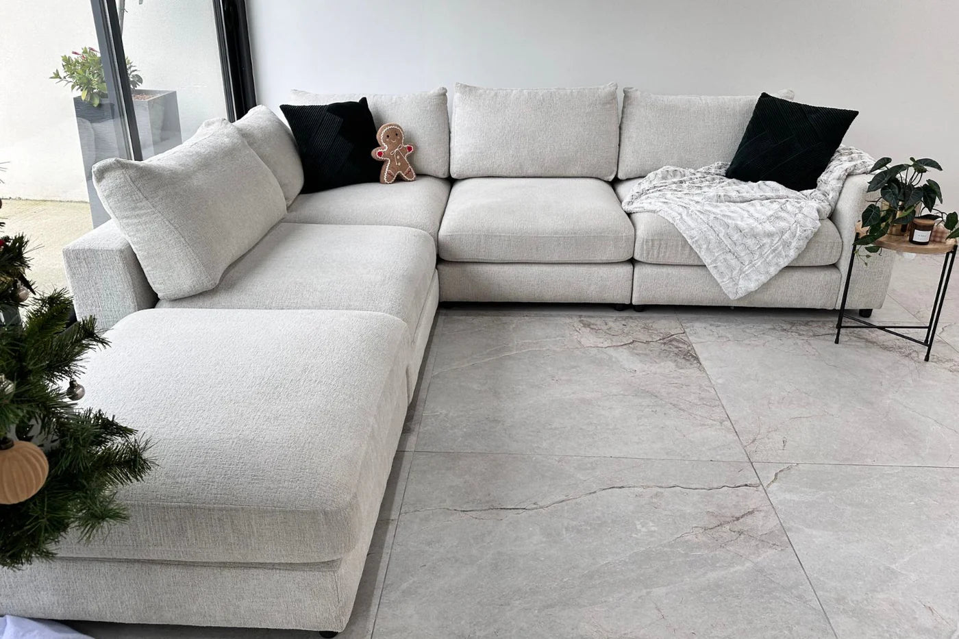Julia | Tissu Chenille 4+1 pouf