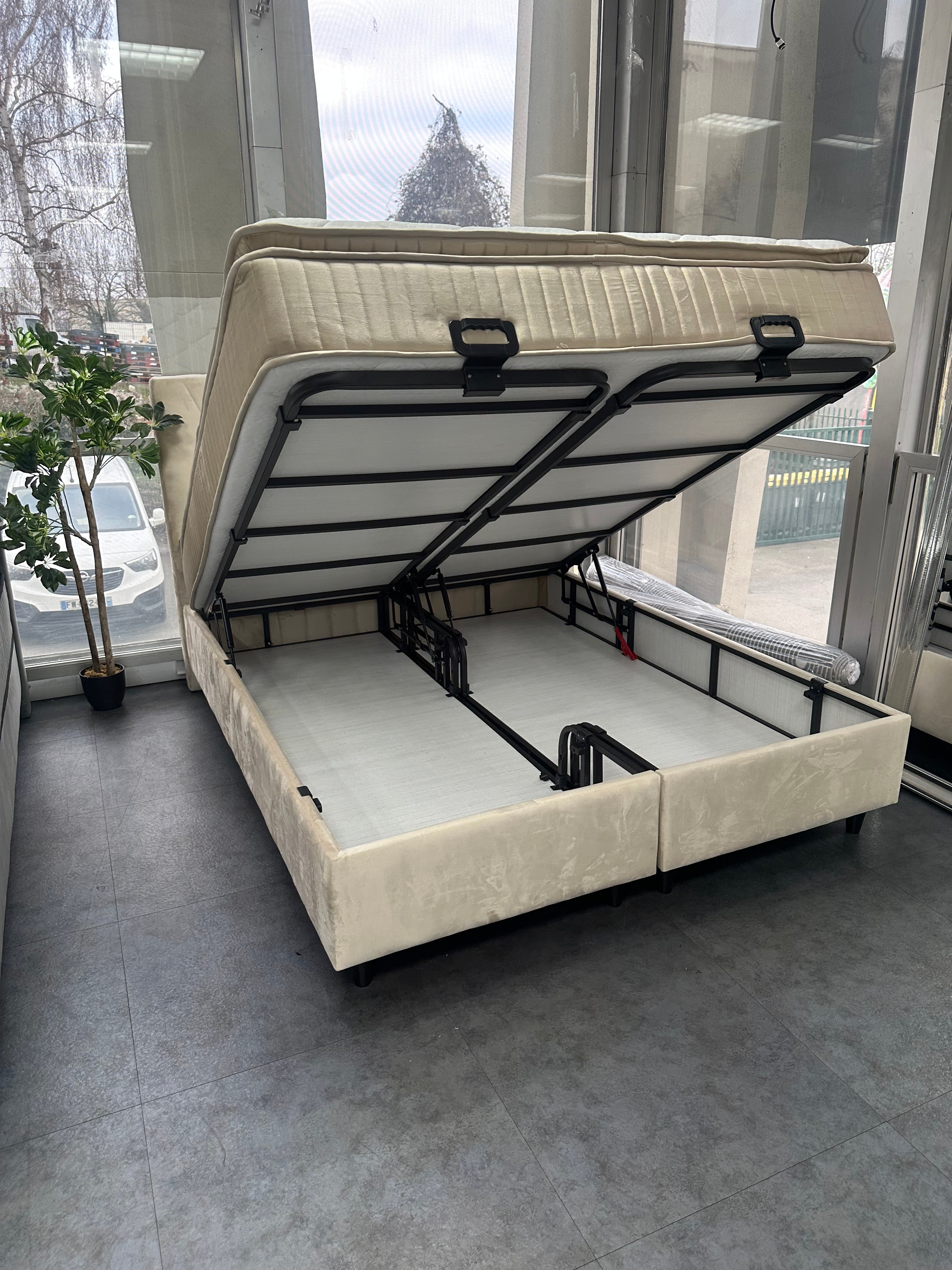 Pack Lit Coffre PALMI Beige + Matelas 32cm d’épaisseur