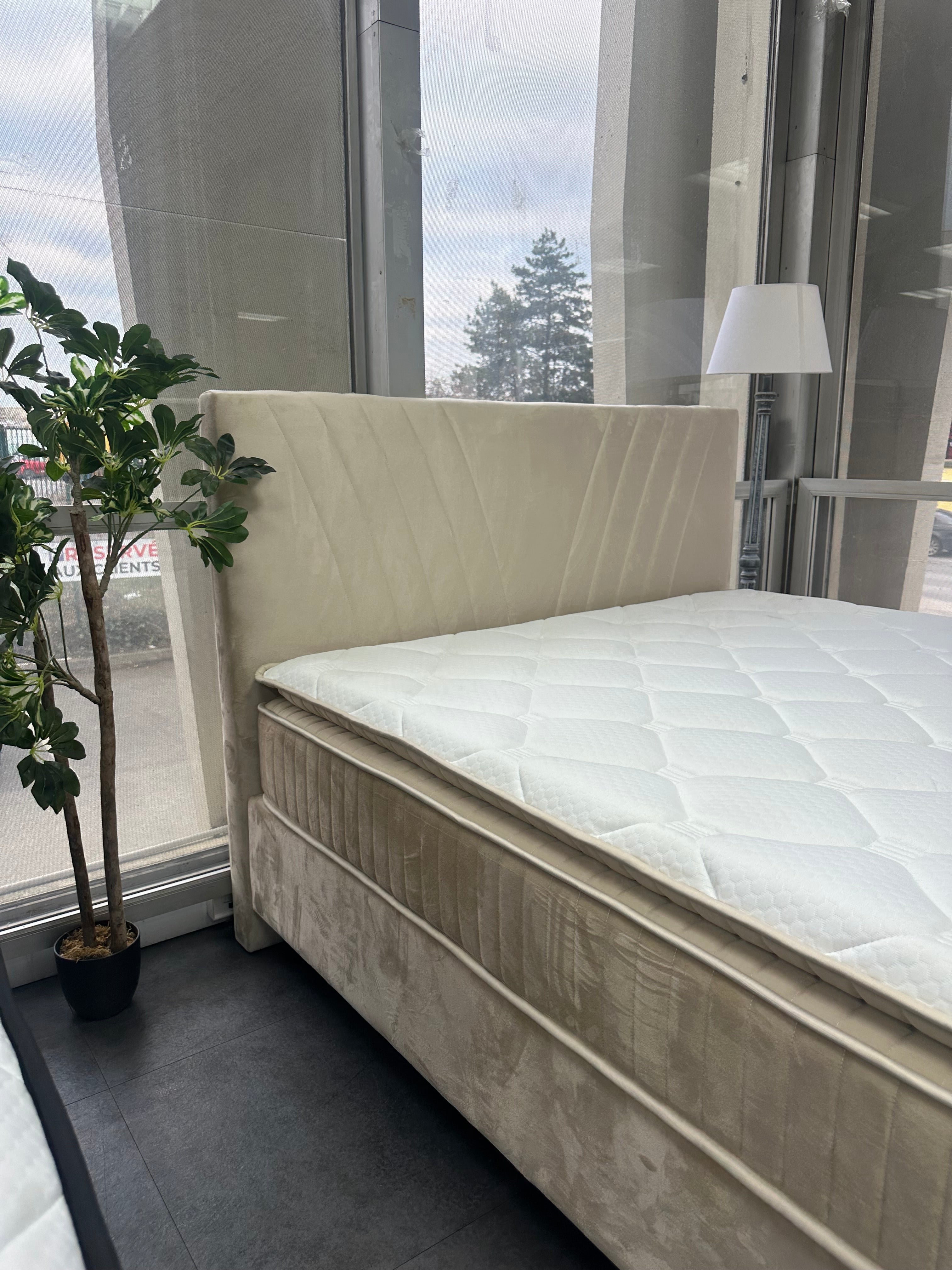 Pack Lit Coffre PALMI Beige + Matelas 32cm d’épaisseur